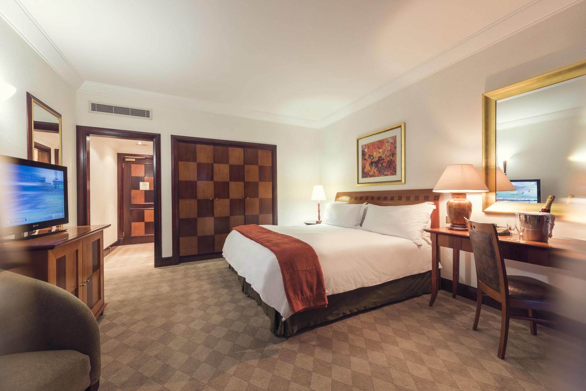Carnival Club Hotel Γιοχάνεσμπουργκ Εξωτερικό φωτογραφία