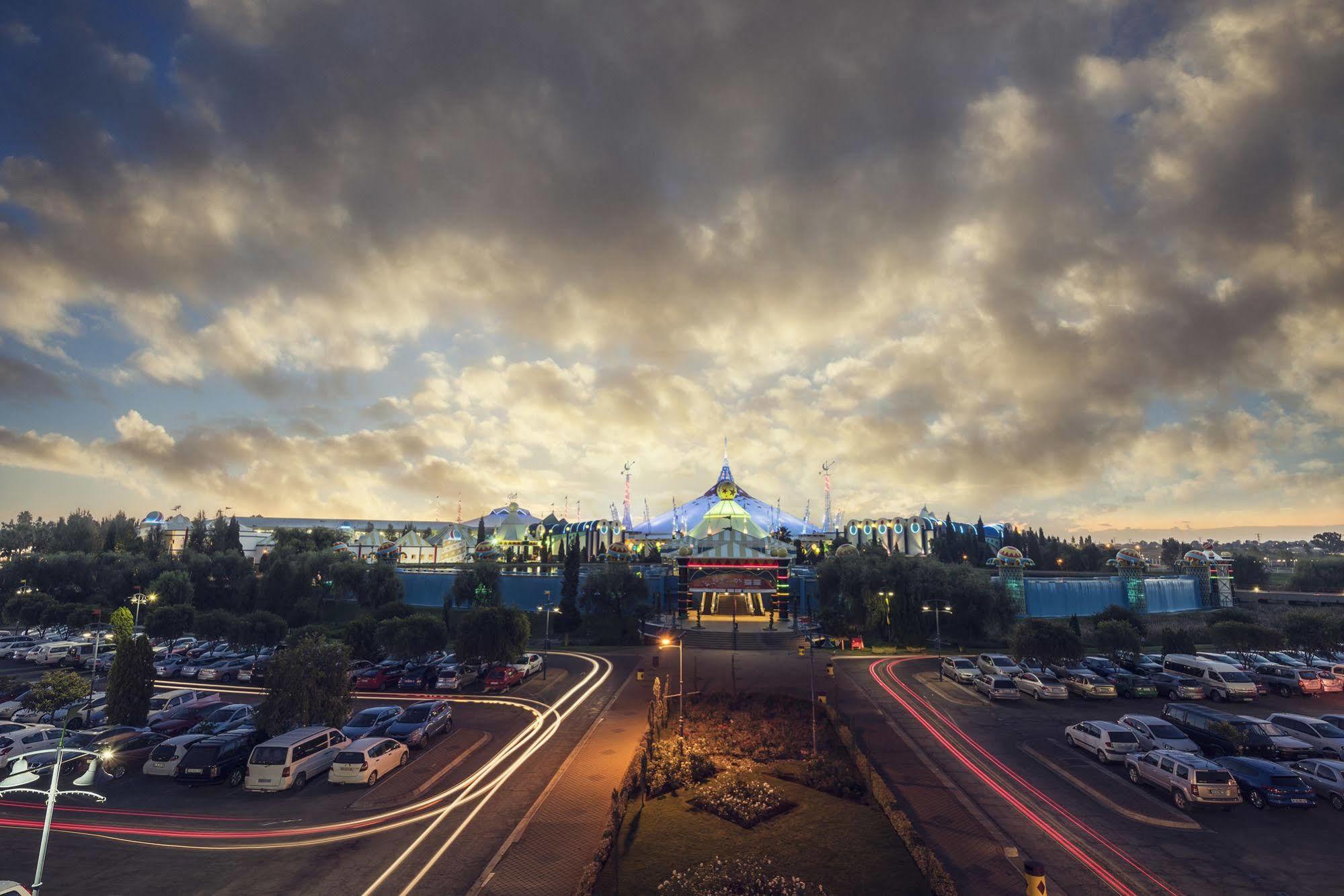 Carnival Club Hotel Γιοχάνεσμπουργκ Εξωτερικό φωτογραφία